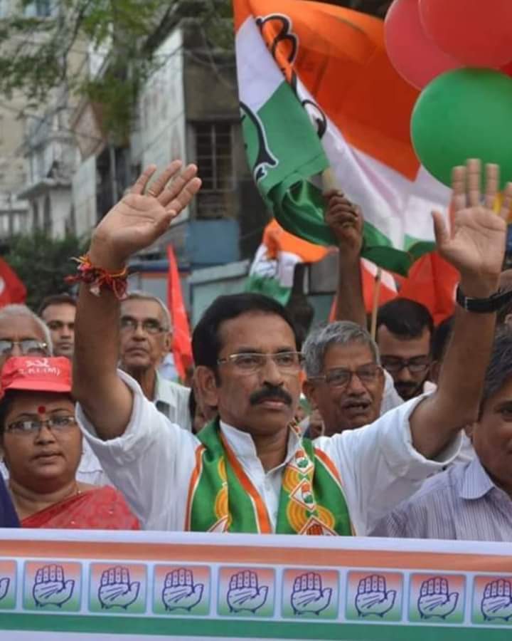 নোয়াপাড়ায় শুভঙ্কর-পক্ষে জোর হাওয়া। বিরুদ্ধে মঞ্জু বসু , সুনীল সিং