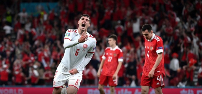 ইউরো- ৪-১ রাশিয়াকে হারিয়ে ডেনমার্ক দ্বিতীয় রাউন্ডে