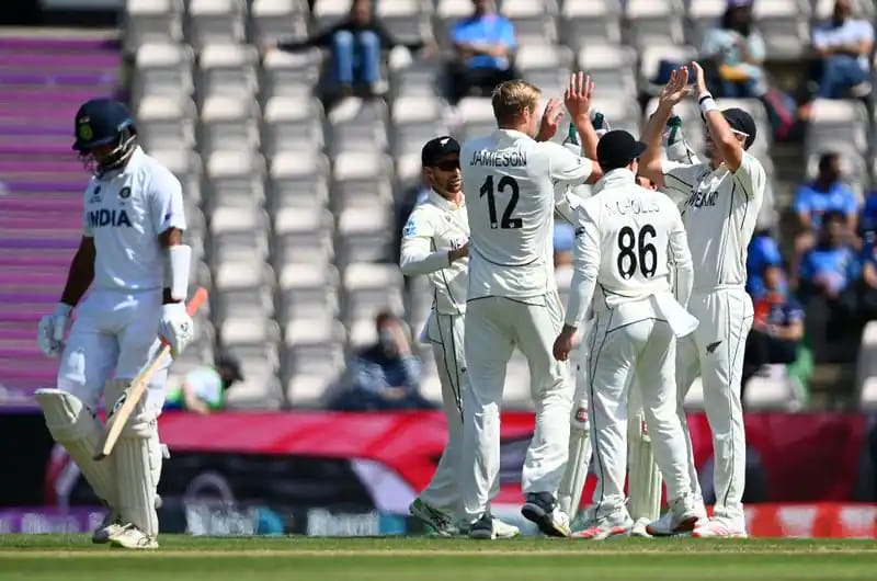 ভারত এই ম্যাচ হারতে চলেছে? এই মুহুর্তে নিউজিল্যান্ড ৯২/২ দরকার ১৩৯