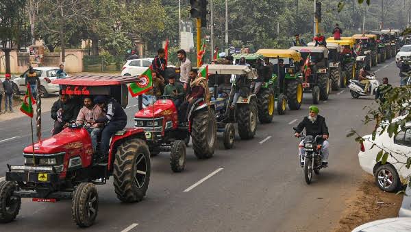 আন্দোলনরত কৃষকদের হয়ে  মামলা লড়বে সরকারি আইনজীবীরাই,  কেজরী ক্যাবিনেটের সাহসী সিদ্ধান্ত