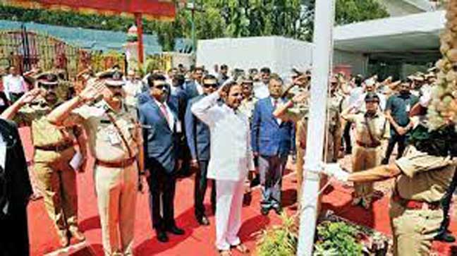 ভারতের সর্বকনিষ্ঠ রাজ্য তেলেঙ্গানা সবচেয়ে ধনী রাজ্য , দাবী করলেন মুখ্যমন্ত্রী চন্দ্রশেখর রাও