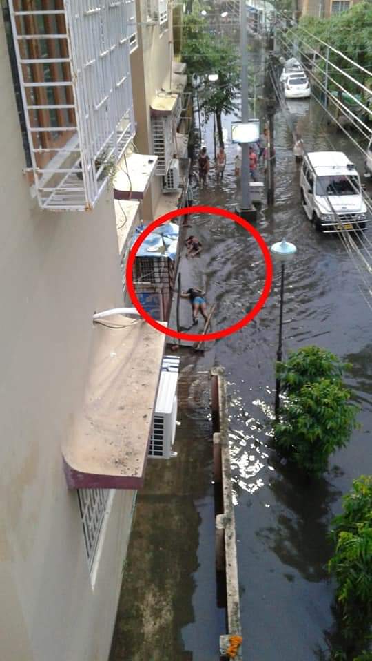 জমা জলে বিদ্যুৎপৃষ্ঠ হয়ে মৃত্যু দুই শিশুর,  এবার দমদম, ছিঃ প্রশাসন চলছে?