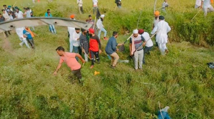 লখিমপুরে কৃষক মৃত্যুকান্ডে রাজ্য প্রশাসনের ভুমিকায়  সুপ্রিম কোর্টের অসন্তোষ প্রকাশ! মন্ত্রী-পুত্রের খোঁজে সমন নোটিশ