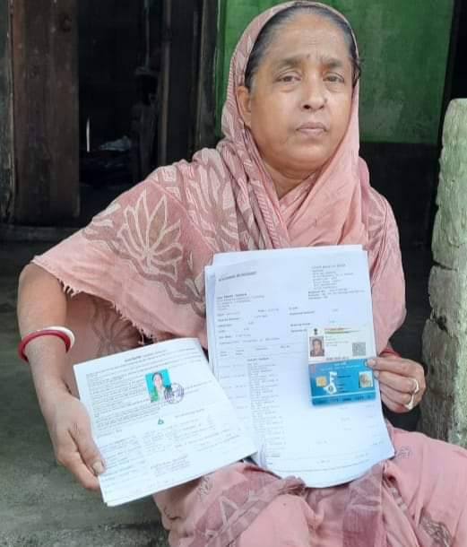 'দুয়ারে সরকার' অনিয়ম, প্রকল্পের 'মোড়কে দুয়ারে দুর্নীতি'র অমানবিক কাহিনী।