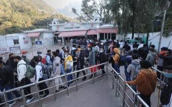 বছরের প্রথম দিনেই বৈষ্ণদেবী মন্দিরে পদপিষ্ট হয়ে মৃত ১২ পুজো দিতে ভয়াবহ দূর্ঘটনা