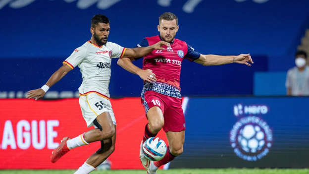 জামশেদপুর লিগ শীর্ষে গেল ইস্টবেঙ্গলকে ১-০ হারিয়ে