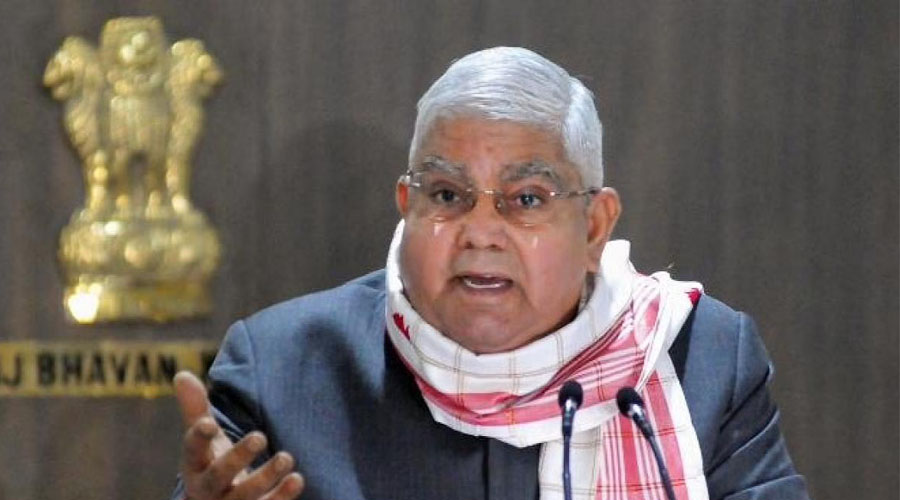 রাত দুটোয় অধিবেশন ডাকলেন রাজ্যপাল,  বিতর্ক শুরু, বলা হল টাইপে ভূল,