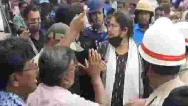 তৃণমূলের'গোষ্ঠীদ্বন্দ্ব স্থানে স্থানে! দোলা সেন বিক্ষোভে আবু তাহের বিস্ফোরক