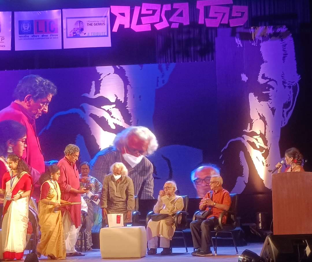 কলামন্দিরে সত্যজিৎ রায়ের জন্ম শতবর্ষে গানে নাচে বক্তব্যে "সত‍্যের জিৎ"