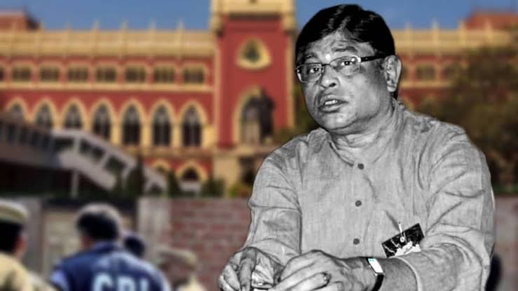 প্রাথমিকে নিয়োগ দুর্নীতি অপসারিত পর্ষদ সভাপতি মানিক ভট্টাচার্য, সুজন বললেন কোমরে দড়ি পরাও