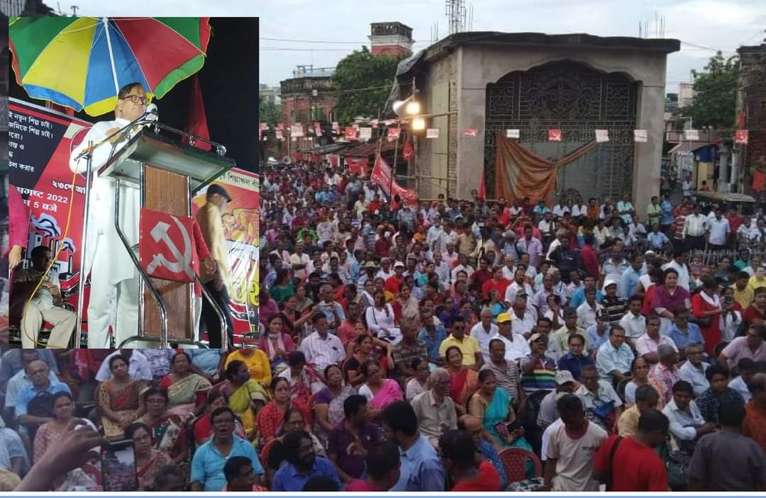 ভাটপাড়ায় মহঃ সেলিমের সভায় বৃষ্টি উপেক্ষা করে জন সমাবেশ