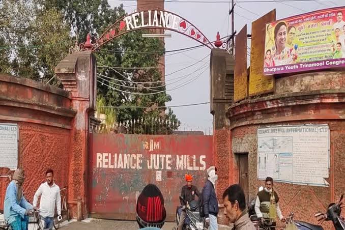 পুজোর মুখে ফের বন্ধ ভাটপাড়ার রিলায়েন্স জুটমিল, কর্মহীন সাড়ে চার হাজার শ্রমিক