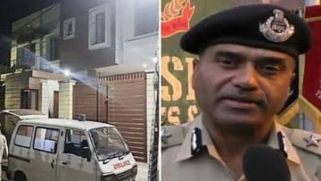 কাশ্মীর আইপিএস অফিসার খুনে গ্রেফতার গৃহ সহায়ক