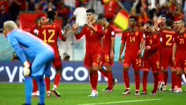 স্পেন সাত গোলের জয় দিয়ে শক্তিশালী অভিযান শুরু করল