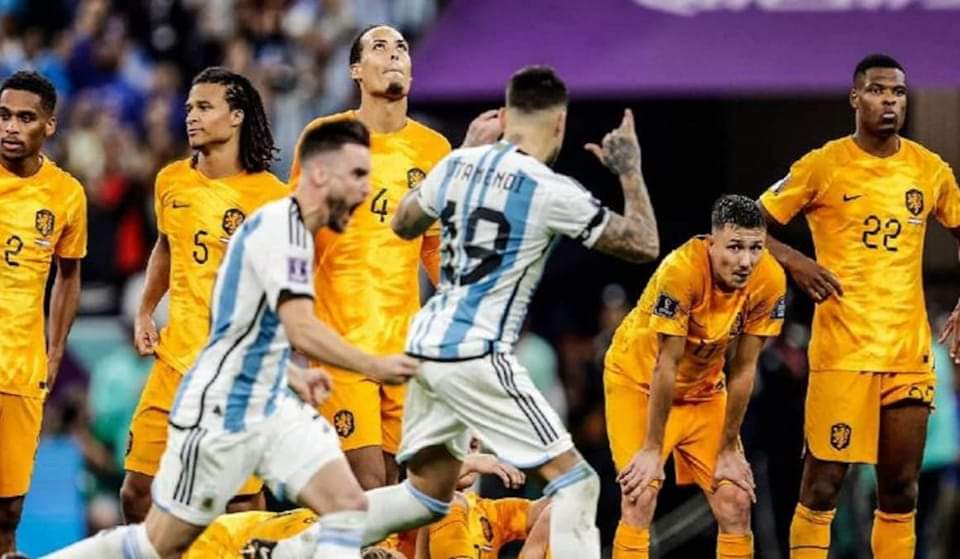 টাইব্রেকারে জিতে সেমি ফাইনালে আর্জেন্টিনা, হিরো মার্টিনেজ গোলকিপার