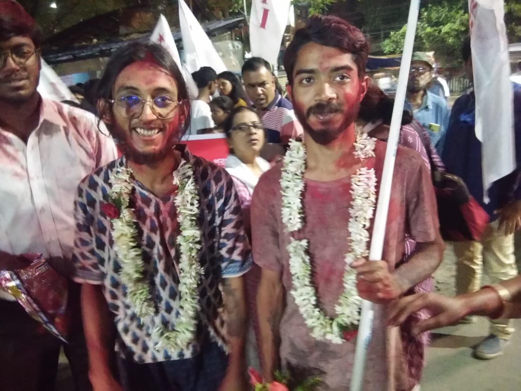 ১৪ দিন পর জামিনে মুক্ত বারাসাতে আটক SFI /DYFI এর ছাত্র যুবরা