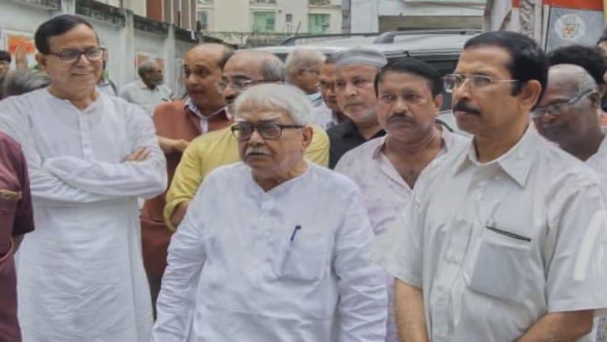 ঈদ ও রামনবমীতে সম্প্রীতি রাখতে সক্রিয় বামেরা, বার্তা বিমান সেলিমের