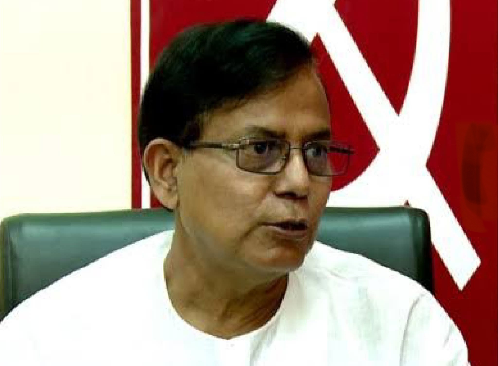 এখন সংবিধানের মূল প্রস্তাবনাই আক্রান্ত, "হত‍্যা দিবস" বলে সাধু সাজার চেষ্টা? কটাক্ষ সেলিমের