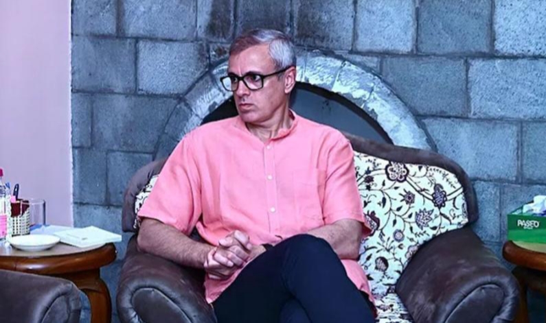 ১৩ জুলাই কাশ্মীরে শহিদ দিবস পালনে বাধা গৃহবন্দি বিজেপি বিরোধী নেতারা