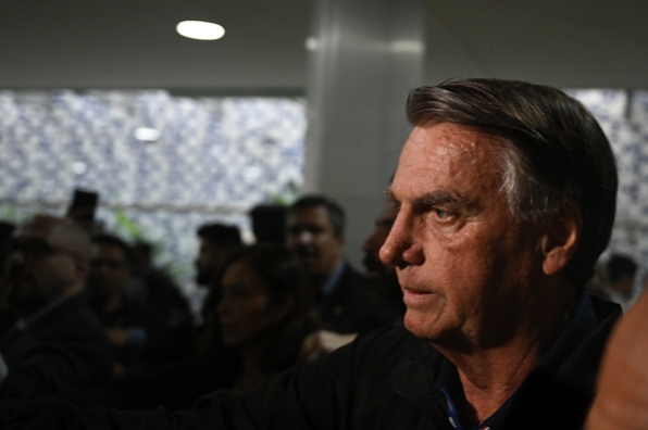 ব্রাজিলের প্রাক্তন উগ্র দক্ষিণপন্থী প্রেসিডেন্ট বলসোনারোর ২৭ বছরের জেল নির্দেশ! ট্রাম্পের ক্ষোভ