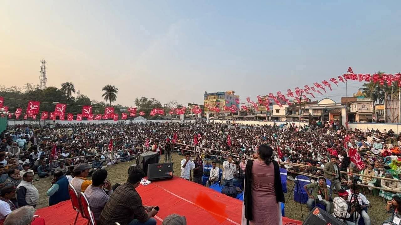 ১২দিনে লালঝান্ডার বাংলা বাঁচাও যাত্রা,  ৮জেলায় মানুষের দাবীতে উদ্বেল