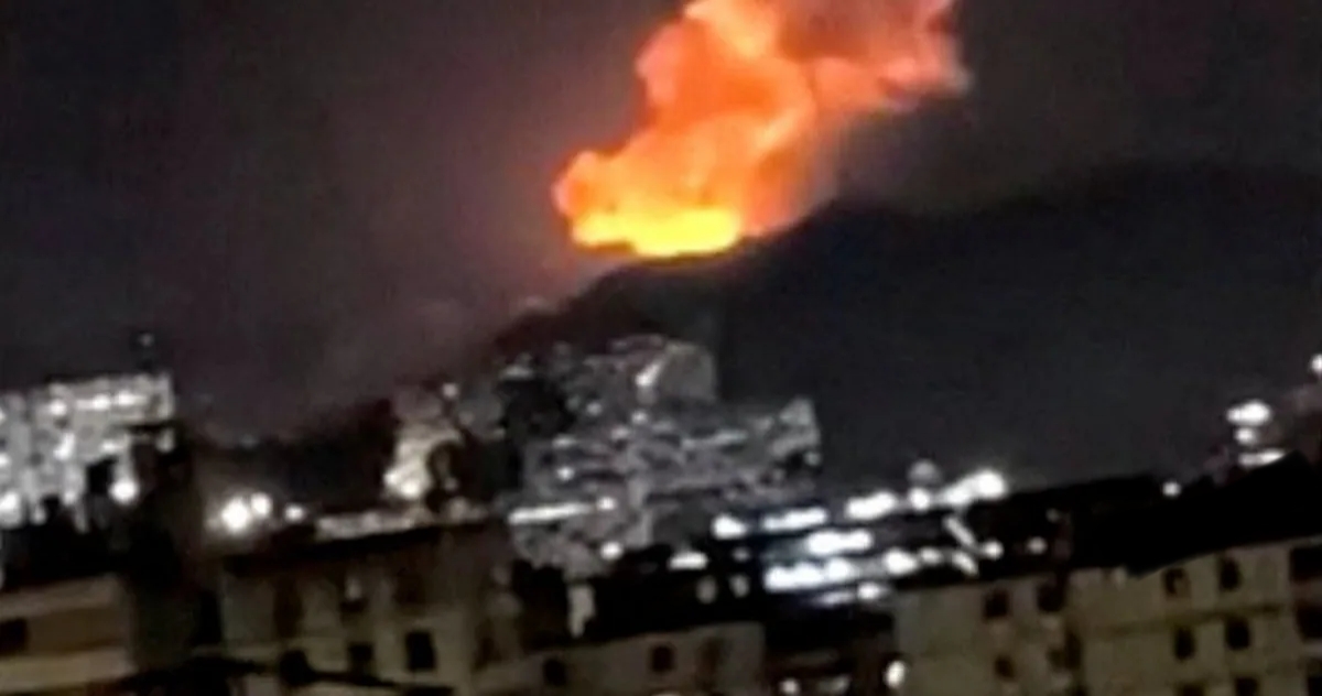 খনিজ তেলের দখল নিতে ভেনেজুয়েলায় ভয়াবহ মার্কিন হামলা, লাতিন দেশে সাম্রাজ্যবাদ