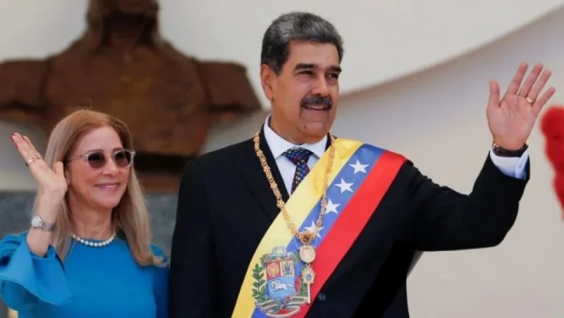 ভেনেজুয়েলান প্রেসিডেন্ট মাদুরো ও তাঁর স্ত্রীকে বন্দী করে দেশ থেকে বাইরে নিয়ে আসা হয়েছে