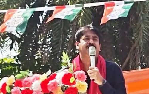 ভাঙড় শওকতের হুমকি তৃণমূল হারলে লক্ষী ভান্ডার বন্ধ, জোর আলোচনা