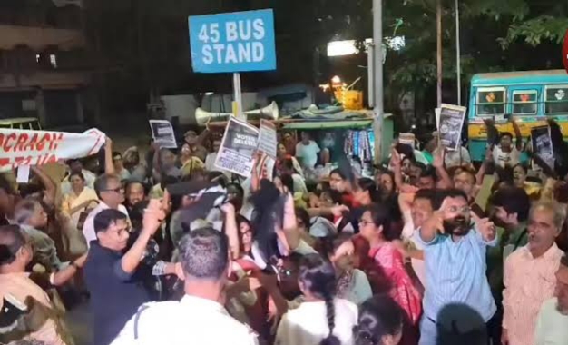 জ্ঞানেশ কুমার রাজ্যে পা রাখতেই বিক্ষোভে বামেরা, পুলিশি বাধা, পরে তৃণমূলের কালো পতাকা