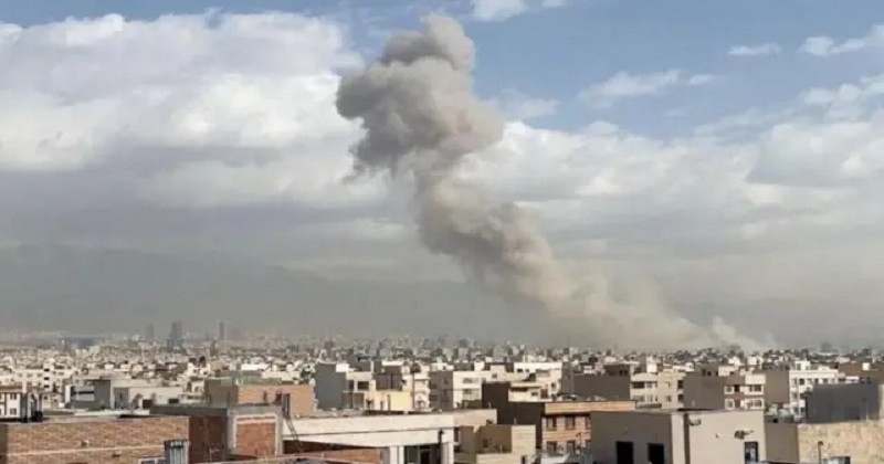 আবার নাটক! ট্রাম্পের যুদ্ধবিরতি উপেক্ষা করে ভোরেই ইসরায়েল হামলা চালাল ইরানে