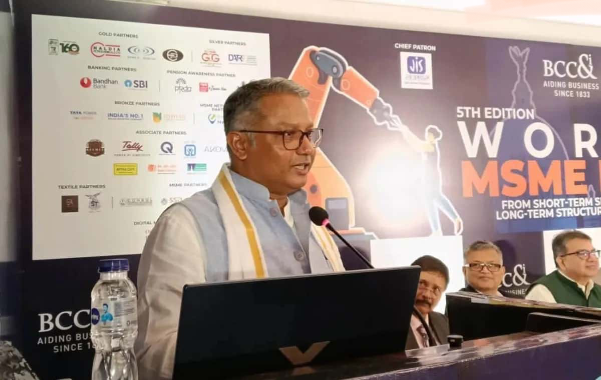 ব‍্যবসায়ী অনুষ্ঠানে উচ্চশিক্ষা মন্ত্রী, ৫১ আইটিআই  বেসরকারিকরণ হবে, শিক্ষার প্রসারে 'পিএম সেতু যোজনা