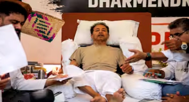 আর দুদিন পর সোনমের মৃত্যু হতে পারে, জোর করে অনশন ভাঙার মামলা